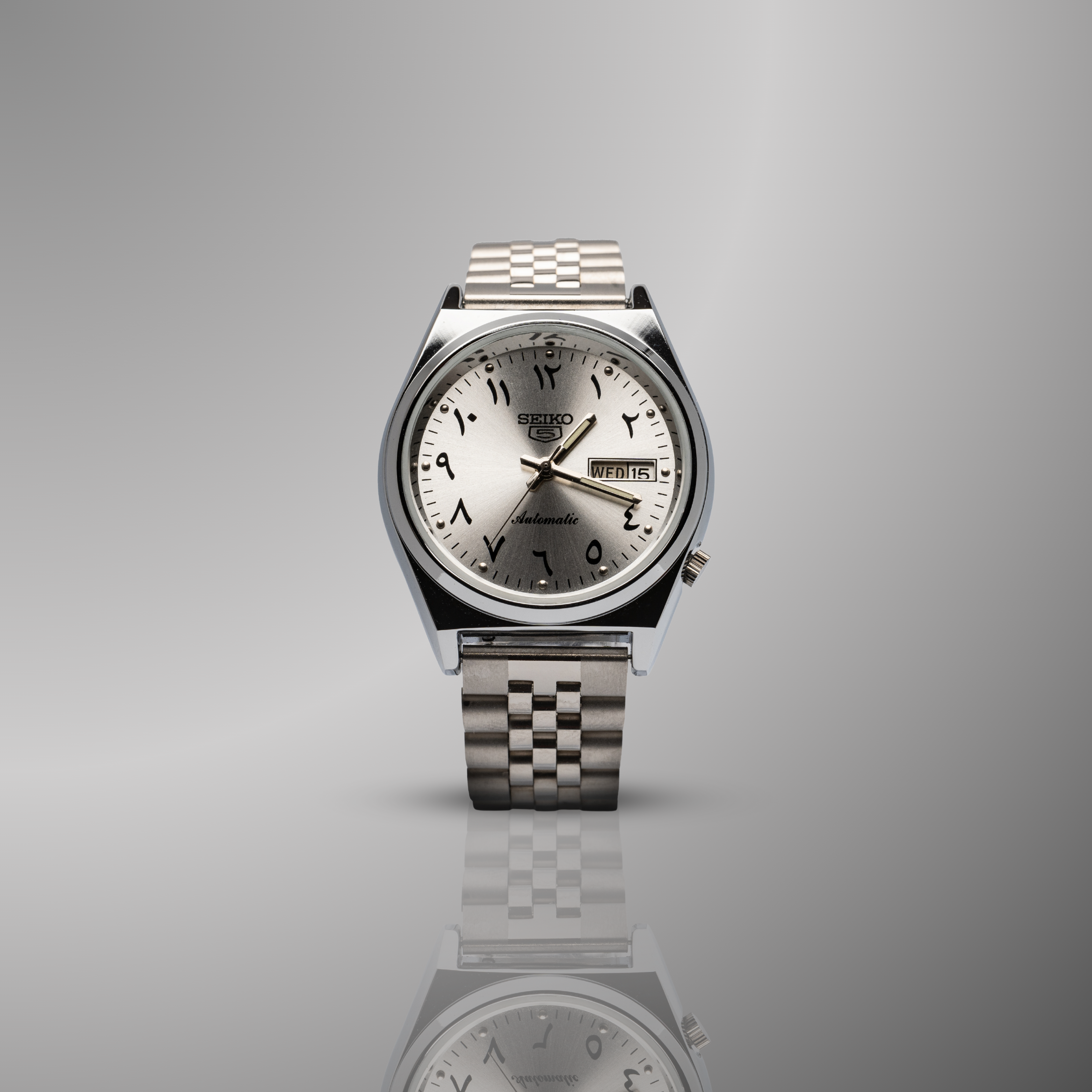 Seiko 5 Arabic Dial Champagne